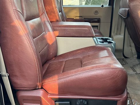 Used 2008 Ford F350 Lariat image 26