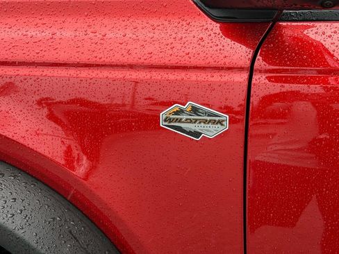 Certified 2023 Ford Bronco Wildtrak AWD/4WD image 6