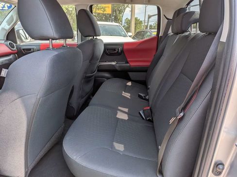 Used 2023 Toyota Tacoma SR5 AWD/4WD image 16