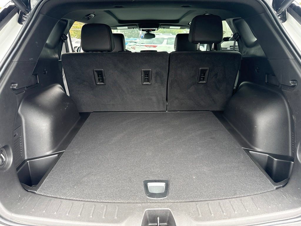Used 2023 Chevrolet Blazer RS w/ Enhanced Convenience Package AWD/4WD image 15
