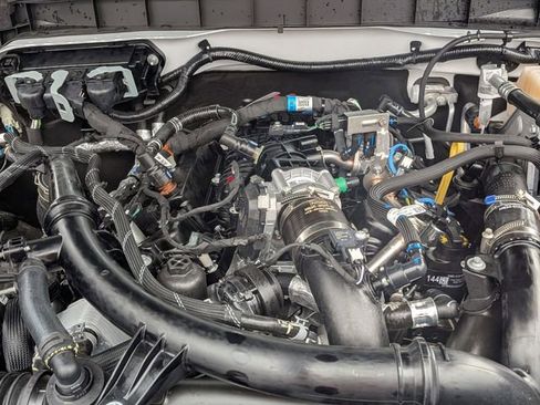 Used 2024 Ford Bronco Badlands image 40