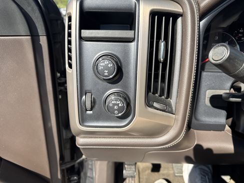 Used 2015 GMC Sierra 1500 Denali AWD/4WD image 29