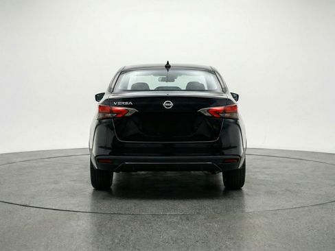 Used 2025 Nissan Versa SV FWD image 7