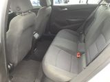Used 2018 Chevrolet Cruze LS image 4