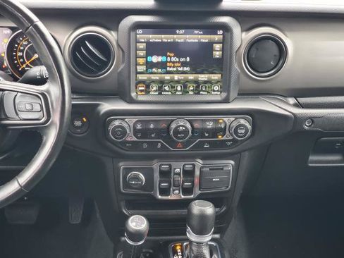 Used 2022 Jeep Gladiator Sport AWD/4WD image 22