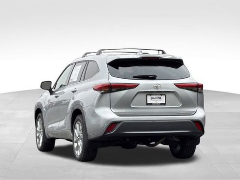 Used 2023 Toyota Highlander Limited AWD/4WD image 5
