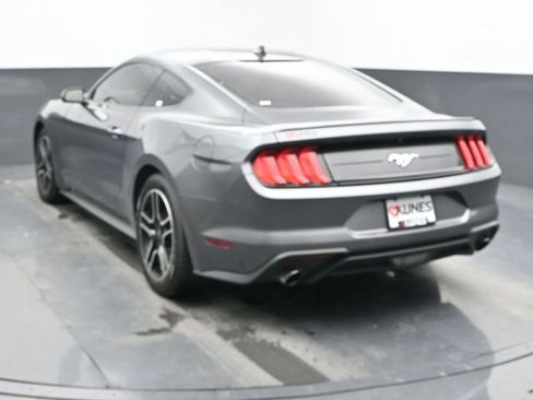 Used 2022 Ford Mustang Premium image 8