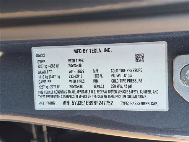 Used 2022 Tesla Model 3 Long Range AWD/4WD image 15