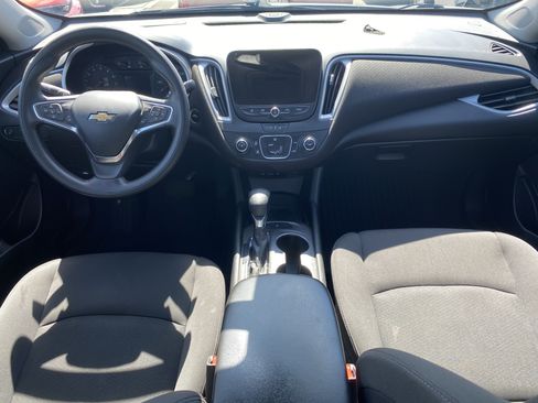 Used 2024 Chevrolet Malibu LS FWD image 18