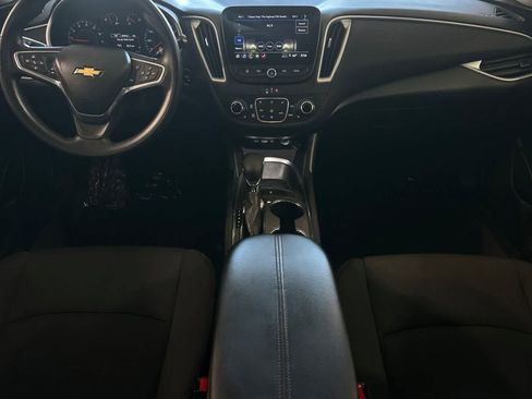 Used 2023 Chevrolet Malibu LT FWD image 4