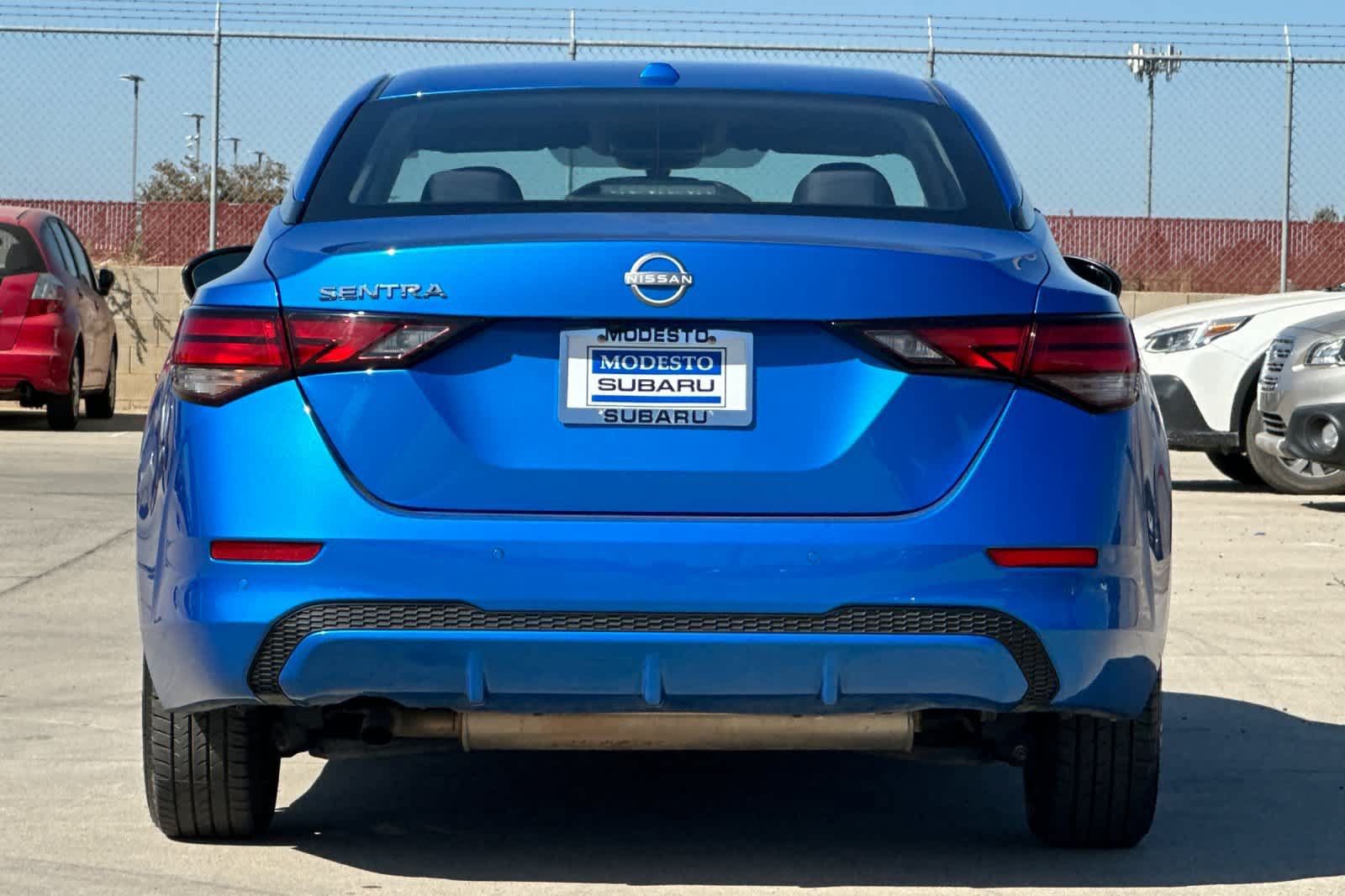 Used 2025 Nissan Sentra SV FWD image 4
