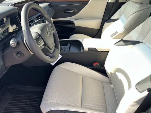 New 2025 Lexus ES 350 w/ Premium Package image 9