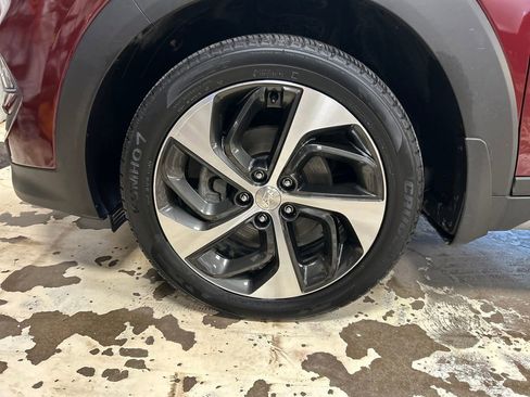 Used 2017 Hyundai Tucson Sport AWD/4WD image 4