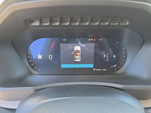 New 2026 Volvo XC90 B6 Plus w/ Protection Package Premier image 13