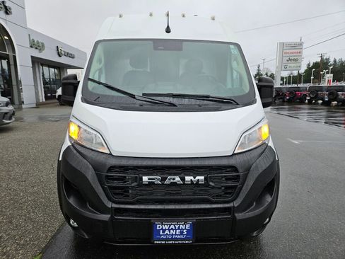 Used 2025 RAM ProMaster 2500 w/ Convenience Group image 8