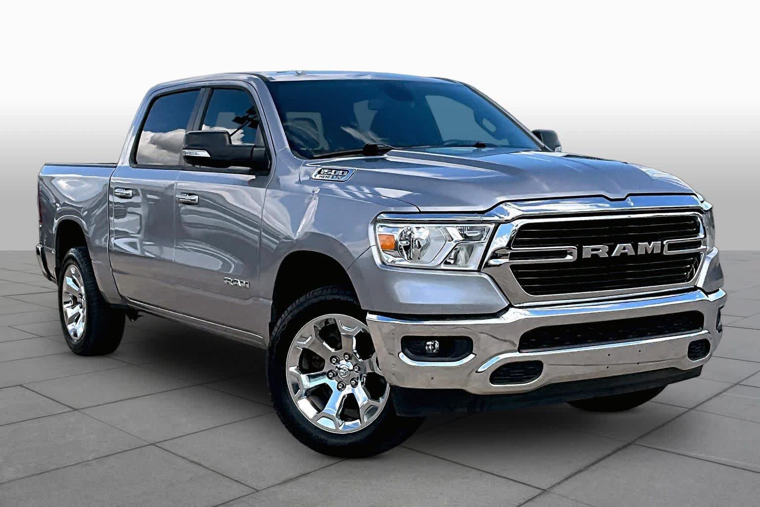 Used 2019 RAM 1500 Big Horn RWD image 3