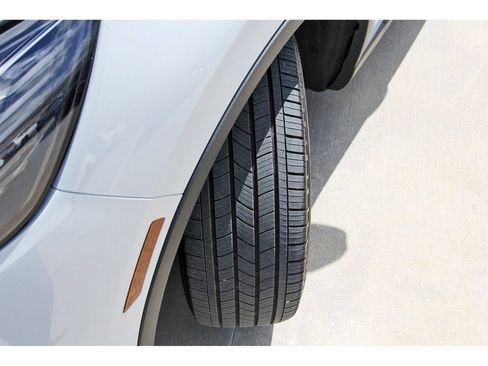 Used 2025 Lincoln Aviator 2WD image 32