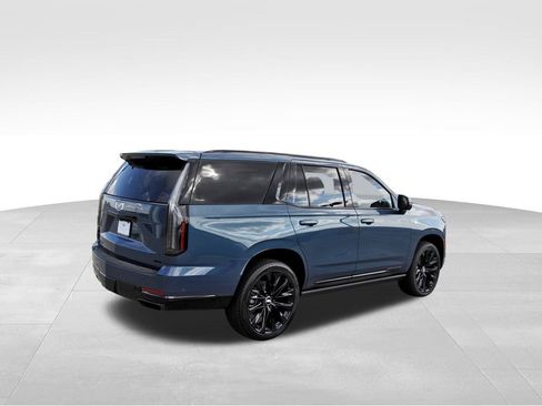 New 2025 Cadillac Escalade Sport Platinum w/ LPO, ONYX Package image 4