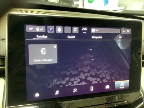 Used 2023 Jeep Compass Limited image 40