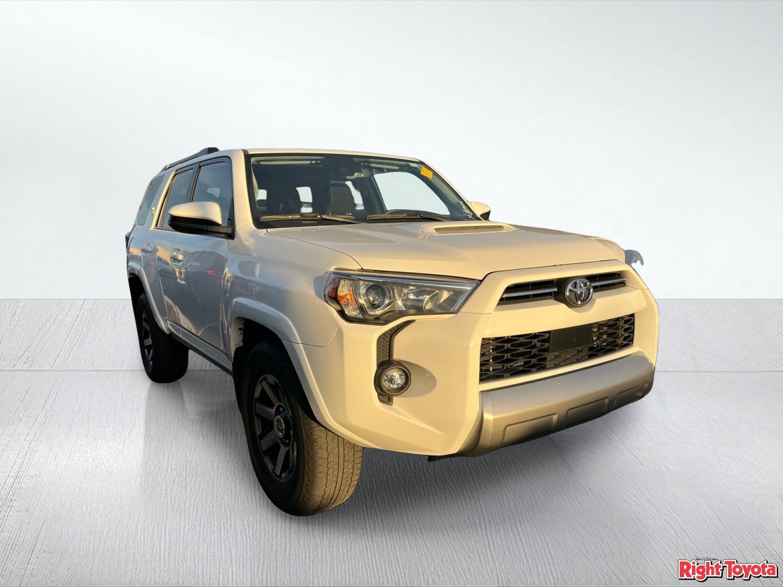 Certified 2023 Toyota 4Runner TRD Off-Road AWD/4WD image 5