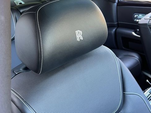 Used 2017 Rolls-Royce Ghost RWD image 38