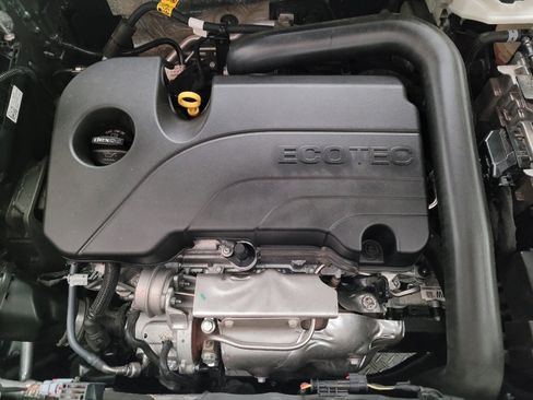 Used 2024 Chevrolet Equinox LT image 30