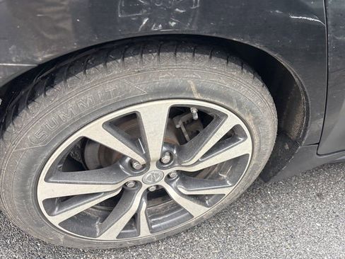 Used 2016 Nissan Maxima Platinum image 15