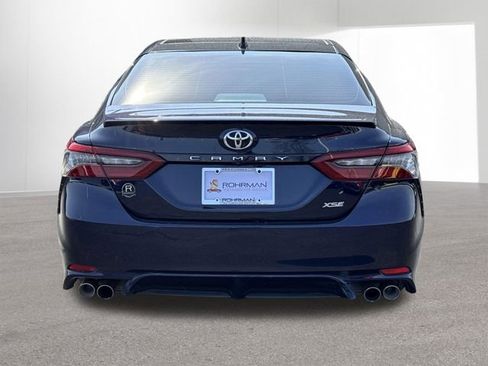 Used 2022 Toyota Camry XSE image 15