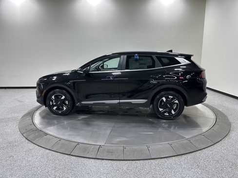 New 2026 Kia Sportage LX image 8