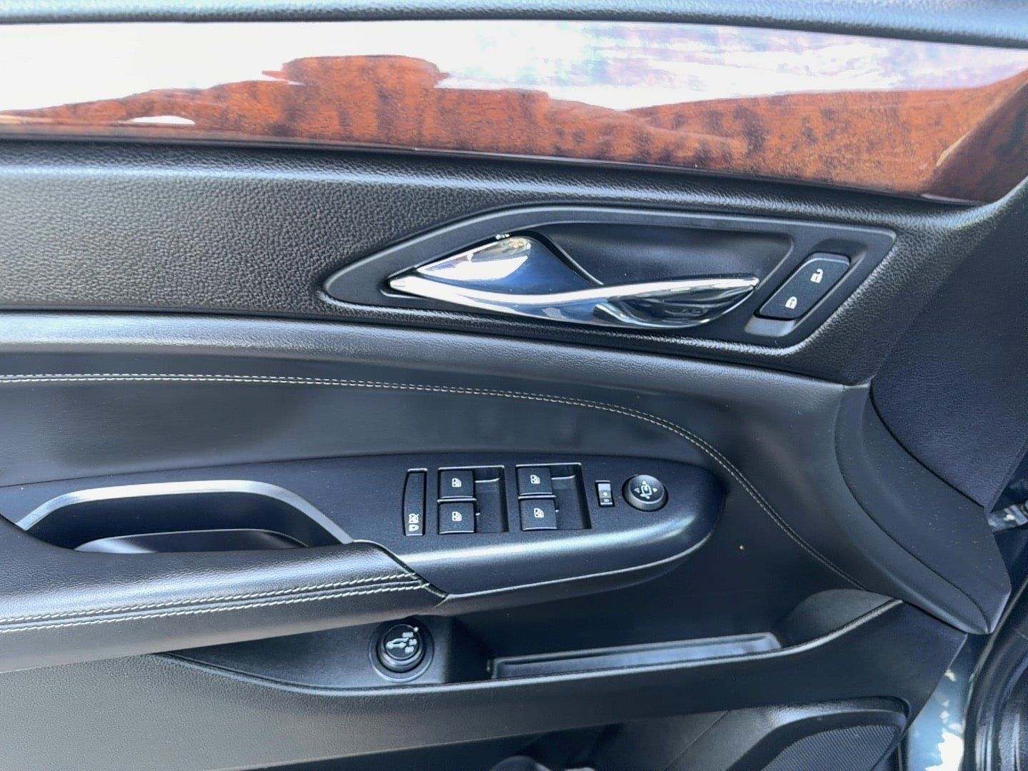 Used 2013 Cadillac SRX Performance AWD/4WD image 17