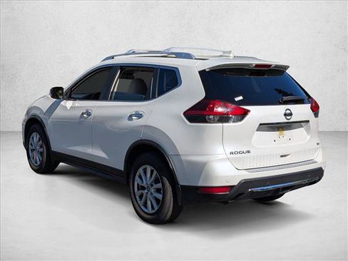 Used 2020 Nissan Rogue SV FWD image 8