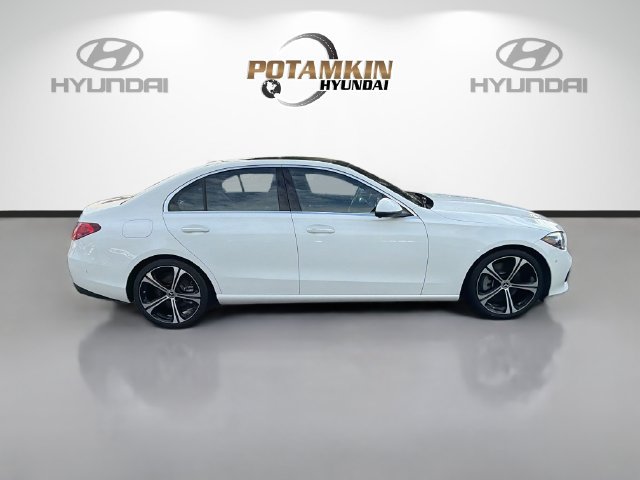 Used 2023 Mercedes-Benz C 300 Sedan image 4