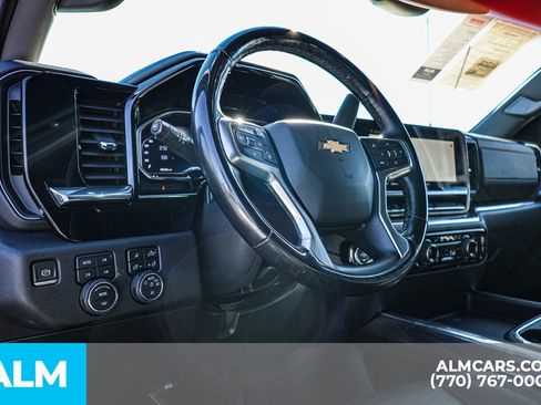 Used 2024 Chevrolet Silverado 2500 LTZ image 27