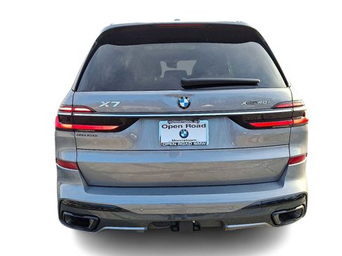 Certified 2023 BMW X7 xDrive40i w/ M Sport Package image 5