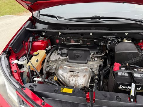 Used 2014 Toyota RAV4 Limited image 33