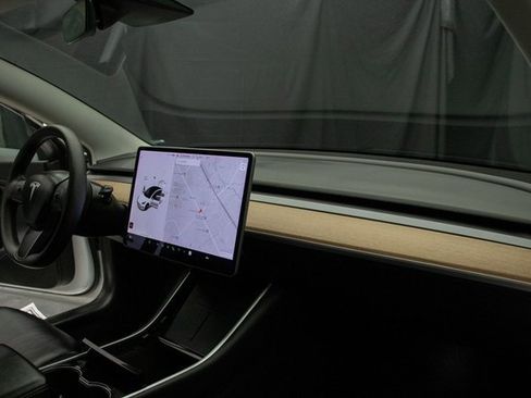 Used 2020 Tesla Model 3 Long Range image 15