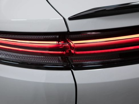 New 2026 Porsche Cayenne Coupe image 18