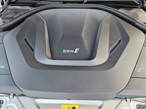 Used 2025 BMW i4 eDrive40 w/ M Sport Package image 17