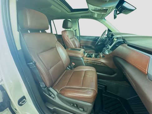 Used 2015 Chevrolet Tahoe LTZ AWD/4WD image 33