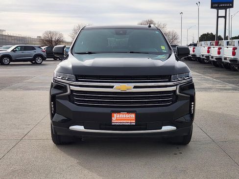 Used 2024 Chevrolet Tahoe LT image 3