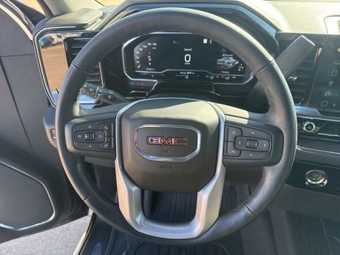 Used 2023 GMC Sierra 1500 SLT image 21