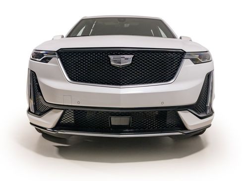 Used 2024 Cadillac XT6 Sport w/ Technology Package image 10