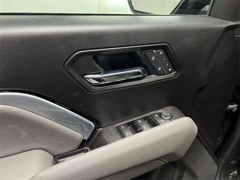 New 2025 Chevrolet Colorado ZR2 w/ Technology Package image 23