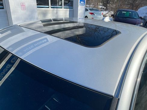 Used 2018 Volvo S60 T5 Inscription image 29