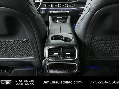 Used 2022 Mercedes-Benz GLS 450 4MATIC image 19