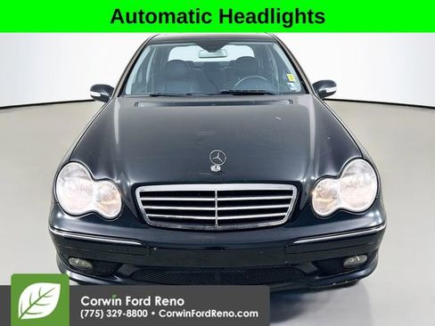 Used 2007 Mercedes-Benz C 230 Sedan image 2