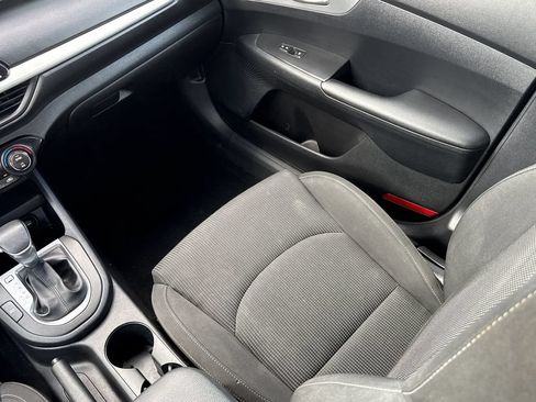 Used 2019 Kia Forte Sedan FWD image 26