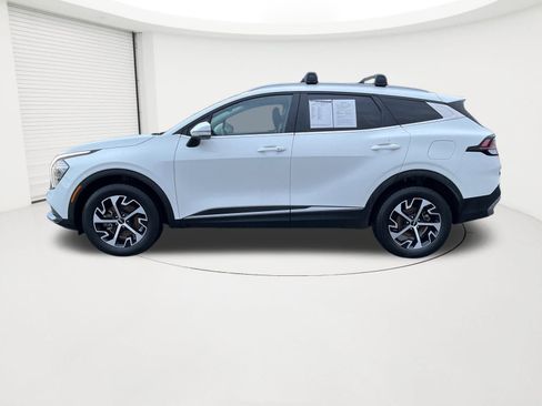 Used 2023 Kia Sportage EX image 2