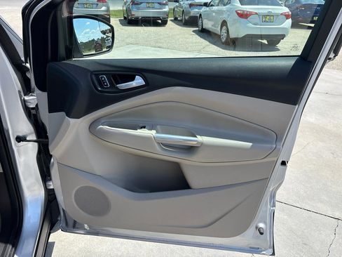 Used 2014 Ford Escape SE w/ Equipment Group 201A FWD image 26