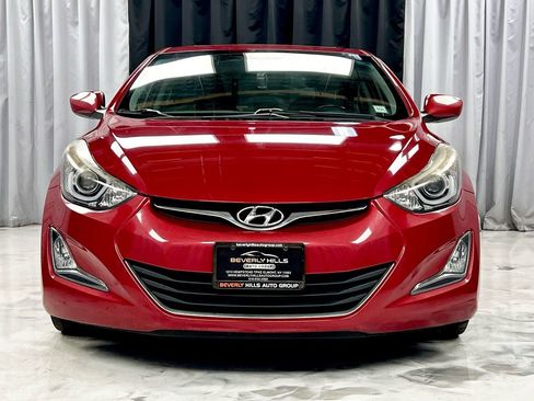 Used 2015 Hyundai Elantra SE w/ Option Group 03 image 2